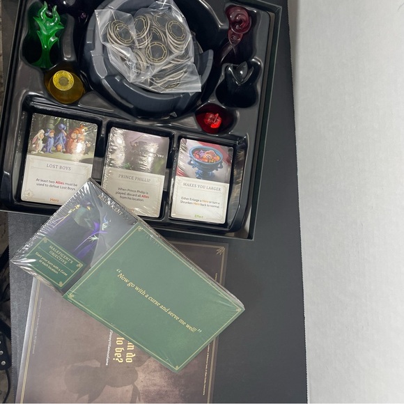 Disney Villainous Board Game - Picture 8 of 8